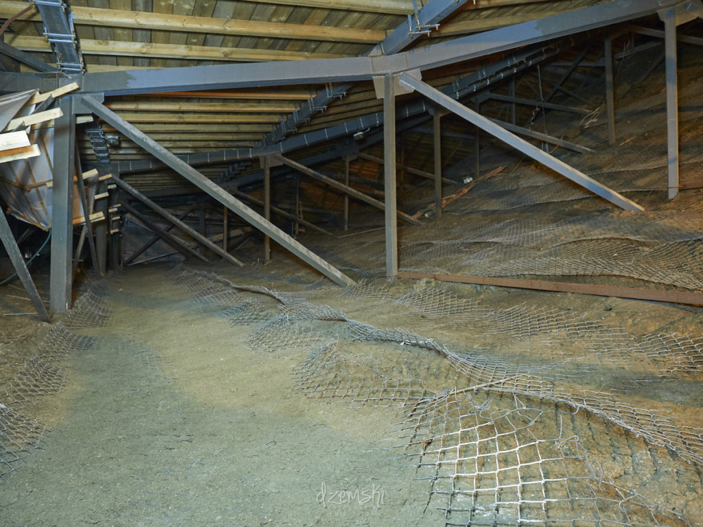 Wymiana izolacji na stropie kościoła - prosimy o wsparcie.